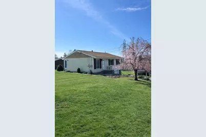 6301 Broad St, South Park, PA 15129 - Photo 3