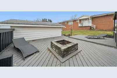 492 Edward St, Derry Township, PA 15650 - Photo 7