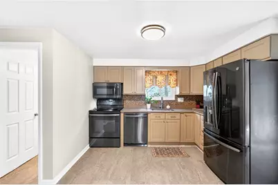 115 Morelli Dr, Ross Twp, PA 15237 - Photo 13