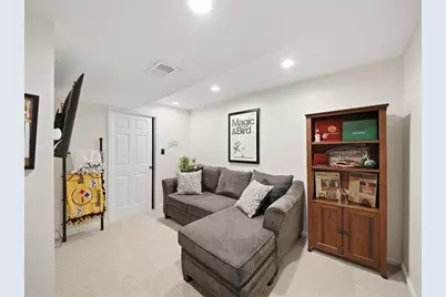 3073 Raintree Dr, Hampton, PA 15044 - Photo 19