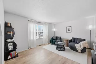 3073 Raintree Dr, Hampton, PA 15044 - Photo 9