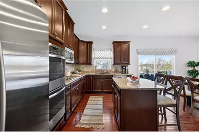 107 Berkshire Ct, Ohio Township, PA 15237 - Photo 5