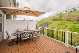 4031 Crown Dr, South Park, PA 15129 - Photo 17