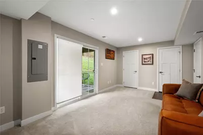 4031 Crown Dr, South Park, PA 15129 - Photo 33