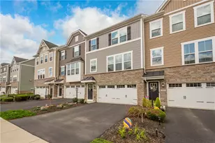 4031 Crown Dr, South Park, PA 15129 - Photo 3