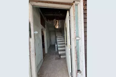 124 Quincy Ave, Pittsburgh, PA 15210 - Photo 3
