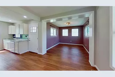 1001 Fairview Dr, Bethel Park, PA 15102 - Photo 3