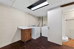 422 Buckeye St, Hempfield Township, PA 15601 - Photo 29