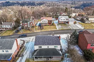 5783 Glen Ora Dr, Bethel Park, PA 15102 - Photo 41