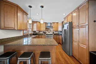 5783 Glen Ora Dr, Bethel Park, PA 15102 - Photo 13