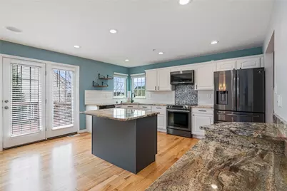 145 Kensington Dr, Ohio Township, PA 15237 - Photo 7