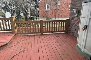 324 Redwood St, Pittsburgh, PA 15210 - Photo 17