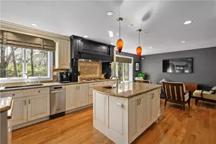 79 Alexander Dr, Peters Township, PA 15317 - Photo 9