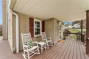 216 Maryland Dr, Pittsburgh, PA 15116 - Photo 3