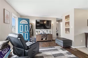 1940 Rhode Island Ave, Hopewell Township, PA 15001 - Photo 7