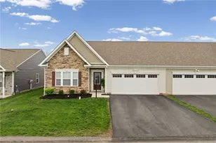 430 Dana Dr, Pittsburgh, PA 15068 - Photo 1
