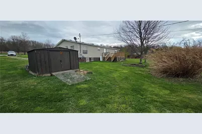 369 Smithfield Highhouse Rd, Georges Township, PA 15478 - Photo 19