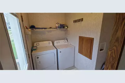 369 Smithfield Highhouse Rd, Georges Township, PA 15478 - Photo 13