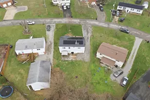 134 York Way, Center Township, PA 15061 - Photo 23