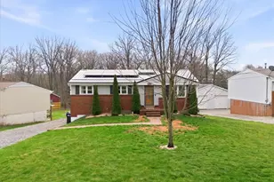 134 York Way, Center Township, PA 15061 - Photo 27