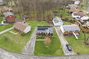 134 York Way, Center Township, PA 15061 - Photo 5