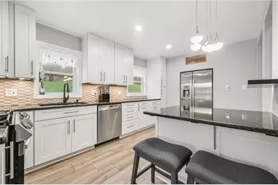 1395 Peterson Dr, Jefferson Hills, PA 15025 - Photo 11