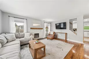 1395 Peterson Dr, Jefferson Hills, PA 15025 - Photo 5