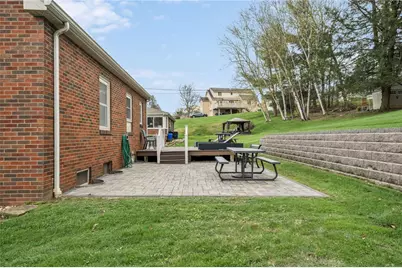 1395 Peterson Dr, Jefferson Hills, PA 15025 - Photo 27