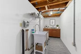 201 Cortland Dr E, Kennedy Township, PA 15136 - Photo 27