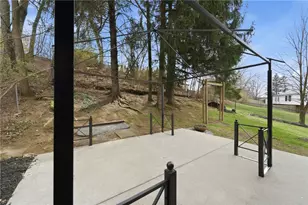 201 Cortland Dr E, Kennedy Township, PA 15136 - Photo 35