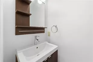 201 Cortland Dr E, Kennedy Township, PA 15136 - Photo 11