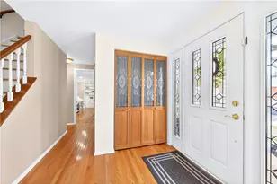 2014 Piper Ct, Pittsburgh, PA 15101 - Photo 3