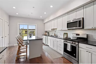 4059 Saint Johns Way, Pittsburgh, PA 15201 - Photo 7