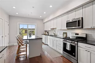 4059 St Johns Way, Pittsburgh, PA 15201 - Photo 7