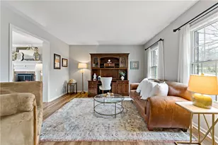 104 Molly Dr, Peters Township, PA 15317 - Photo 5