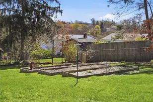 1865 Brandywine Dr, Pittsburgh, PA 15101 - Photo 35