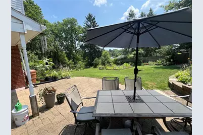 1865 Brandywine Drive, Pittsburgh, PA 15101 - Photo 41