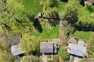 1865 Brandywine Dr, Pittsburgh, PA 15101 - Photo 37