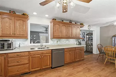 605 Davidson Dr, Rochester, PA 15074 - Photo 15