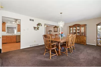 605 Davidson Dr, Rochester, PA 15074 - Photo 7