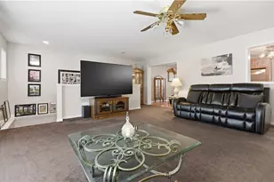 605 Davidson Dr, Rochester, PA 15074 - Photo 17