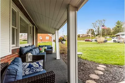 605 Davidson Dr, Rochester, PA 15074 - Photo 5