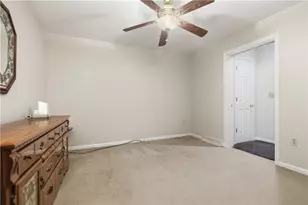 605 Davidson Dr, Rochester, PA 15074 - Photo 21