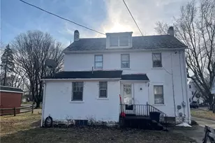 319 Cherokee Dr, Erie City, PA 16505 - Photo 5