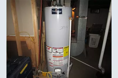 385 Emerson, Farrell, PA 16121 - Photo 19