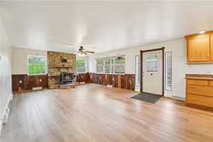 644 Grange Dr, Washington Township, PA 15613 - Photo 3