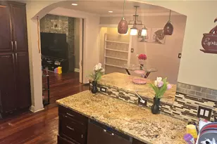 1003 Spring St, Braddock, PA 15104 - Photo 9