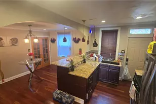 1003 Spring St, Braddock, PA 15104 - Photo 7