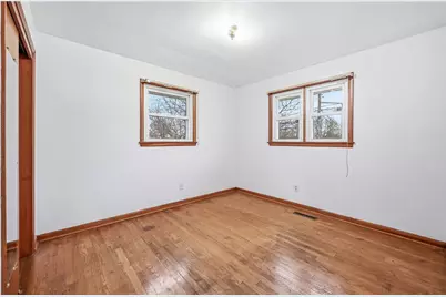 350 S 7th St, Sharpsville, PA 16150 - Photo 17