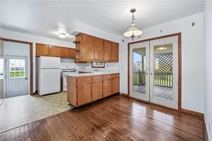 350 S 7th St, Sharpsville, PA 16150 - Photo 13